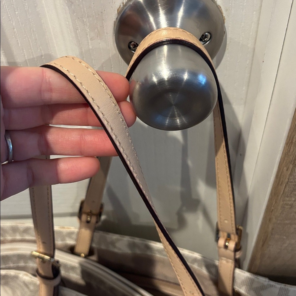 Michael Kors Monogram Tote - Picture 4 of 12